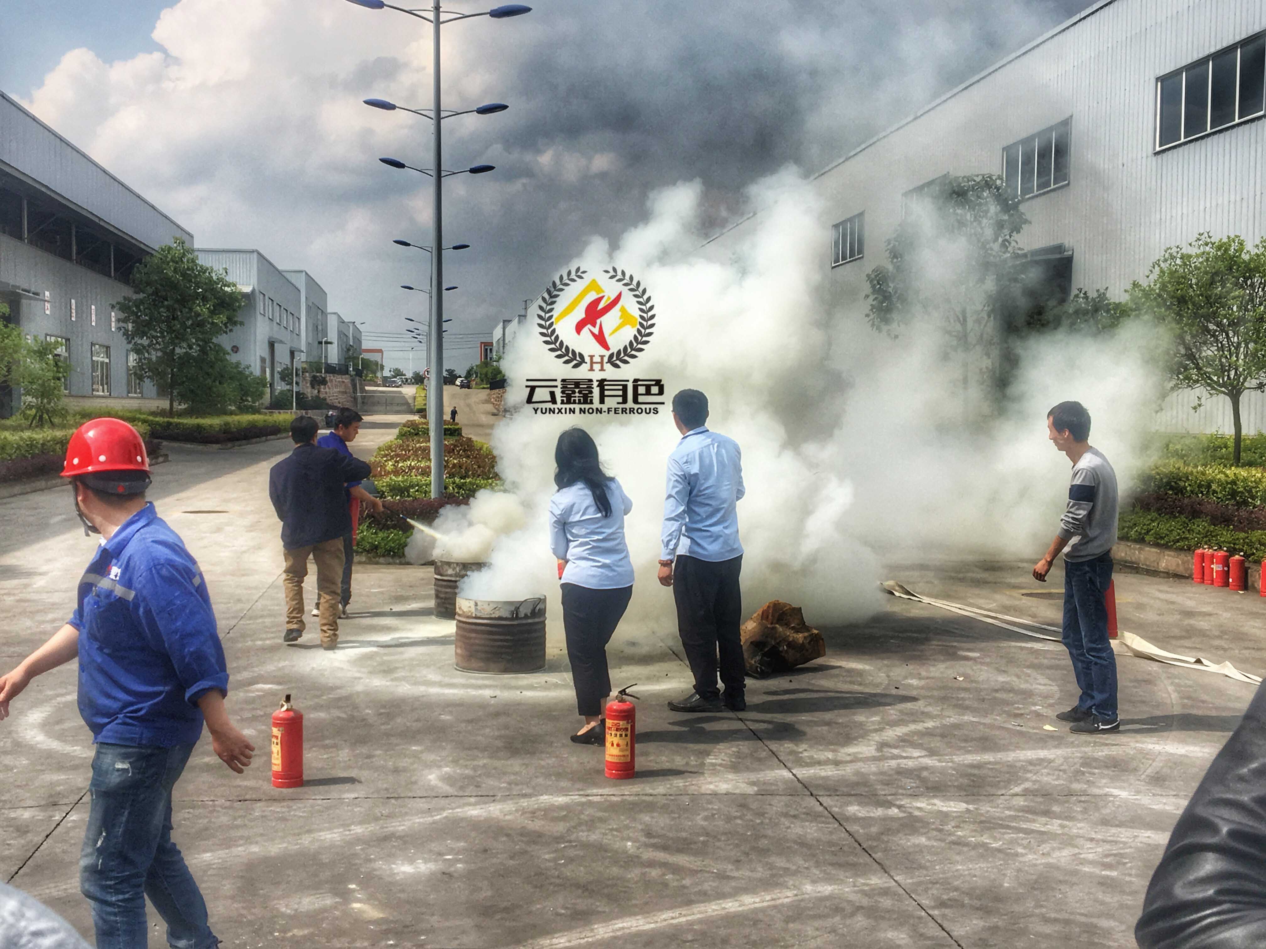 Company Fire Drill 成都云鑫消防演練活動